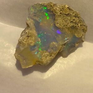 Huge Brilliant Multicolor Natural Earth, Crystal Rough Opal 12.77ct HIGH VALUE$$